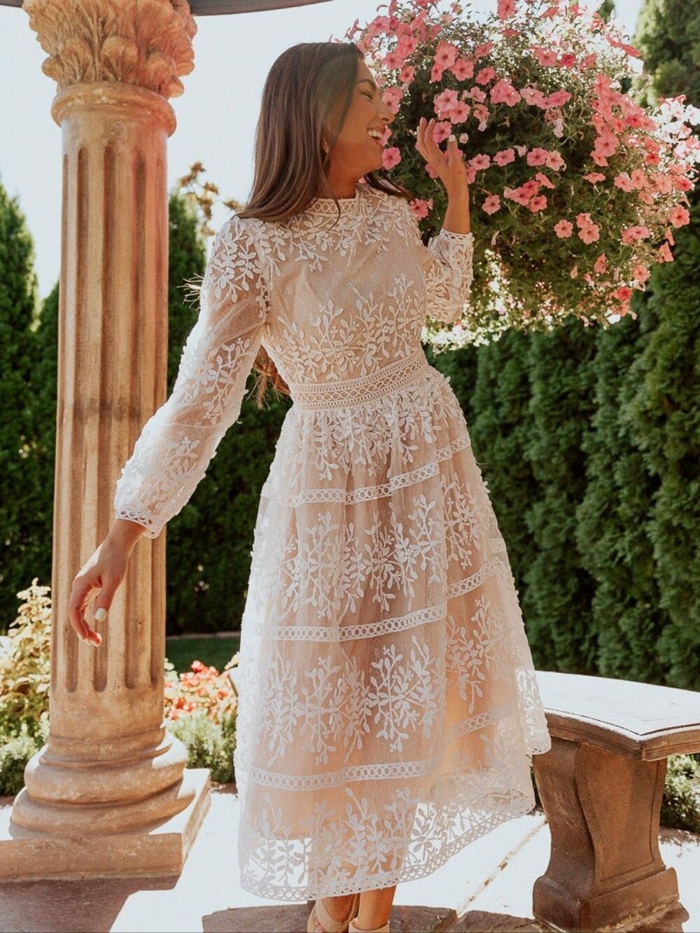 Ivy City Co Sicily Dress in Champagne Lining Size 2X